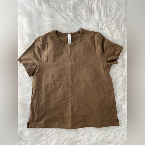 Lululemon Crop tee - Picture 1 of 2